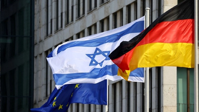 آلمان متظاهر بزرگ