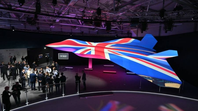 بريطانيا والصراع على مستقبل الحرب الجوية!