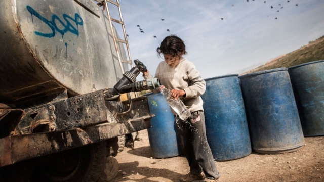 الاستعمار الصهيوني للمياه