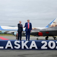 قمة ألاسكا إثباتٌ على فشل سياسة عزل موسكو