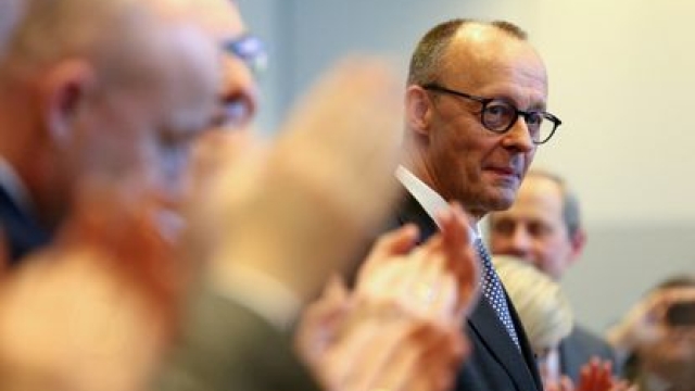 هل انتهى شهر عسل ميرتس؟