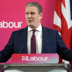 ریسک بزرگ مالی در دولت استارمر!