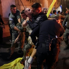 فوضى واشتباكات الليلة الماضية في تل أبيب