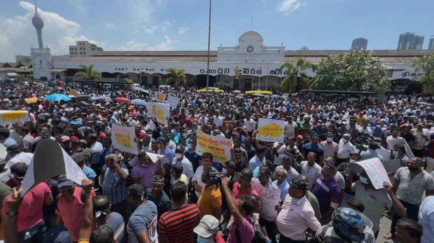 Sri Lanka: Thousands protest new tax hikes amid high inflation