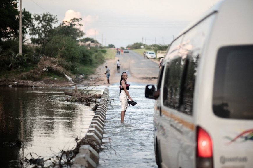 Catastrophic weather extremes in southern Africa