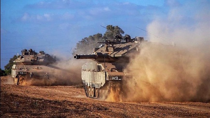 Israeli tanks attack Gaza and injure 2 Palestinians