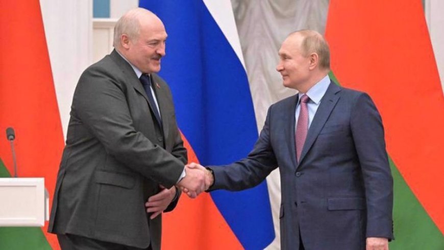 Putin announces agreement to station tactical nuclear weapons in Belarus