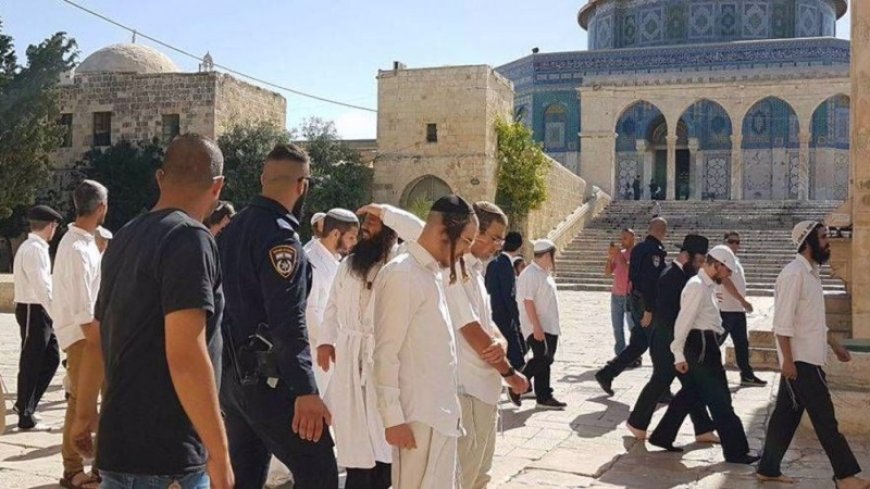 Over 250,000 worshipers prayed at al-Aqsa