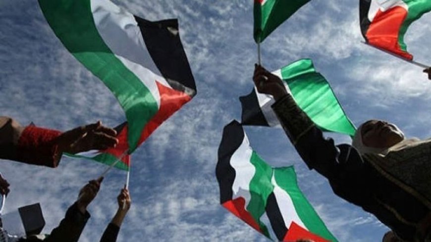 Al Quds youth and the days of the Palestinian flag