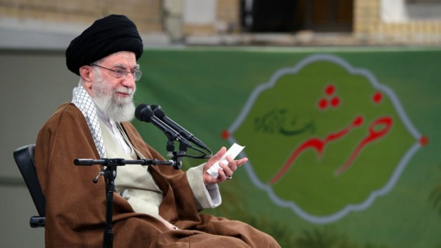 Ayatollah Seyyed Ali Khamenei: Parl. strategic act to counter sanctions prevented bewilderment in nuclear issue