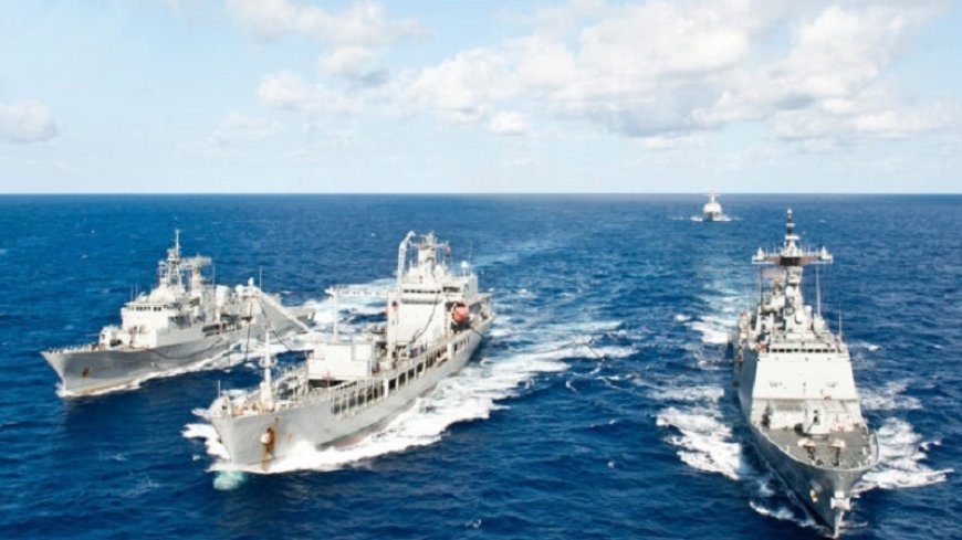 US and Canadian warships in the Taiwan Strait