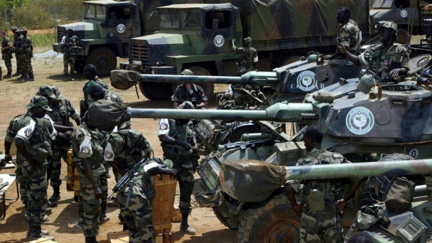 ECOWAS Troops Standby on Border to Attack Niger
