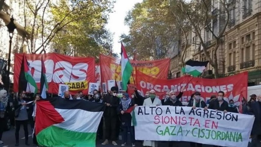 Massive anti-Zionist protests in Argentina