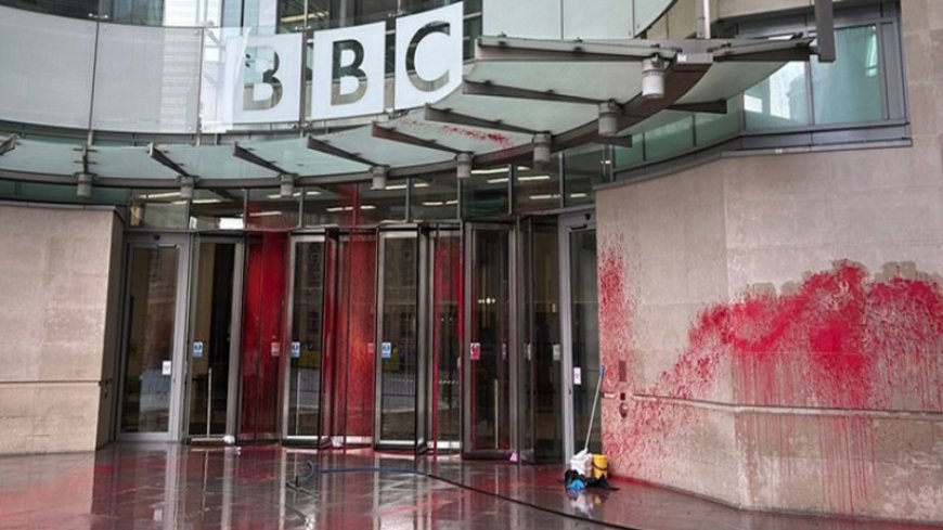 Thousands of people demonstrate to support Gaza, BBC offices are splashed with red paint