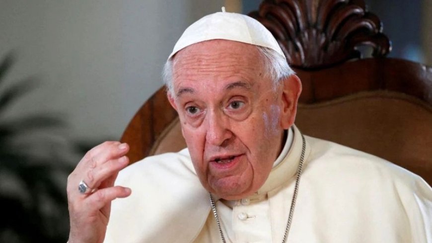 Pope calls for humanitarian aid to be allowed into Gaza