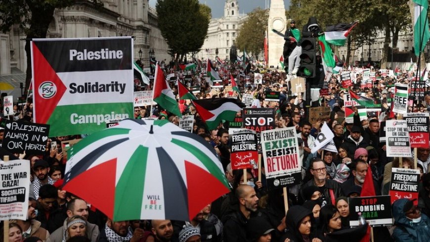 Condemnation of the crimes of the Zionist regime in Gaza by supporters of the Palestinian nation in London