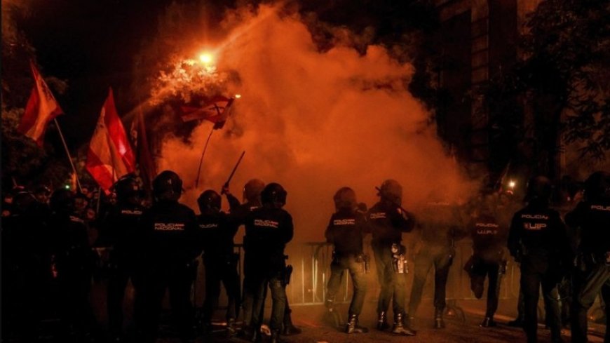 Spain: mega protest against amnesty: clashes and arrests in Madrid