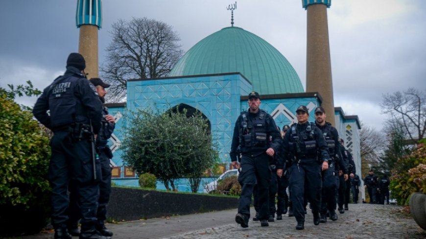 German Police Conduct Raids on Islamic Centers