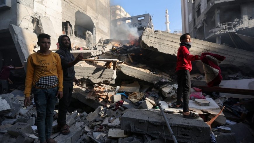 Bombings of residential buildings and refugee shelters in Gaza