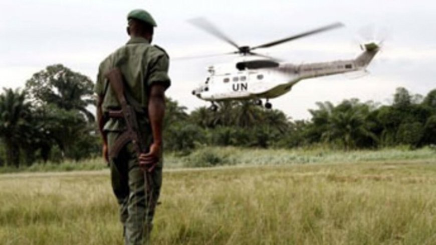 DRC rebels attack a UN helicopter and injure two South African security guards
