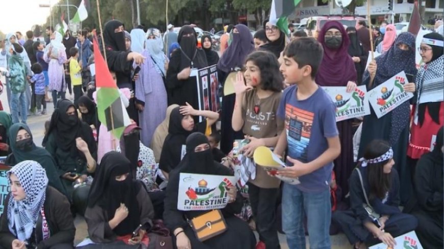 Pakistanis rally in support of Palestinian people