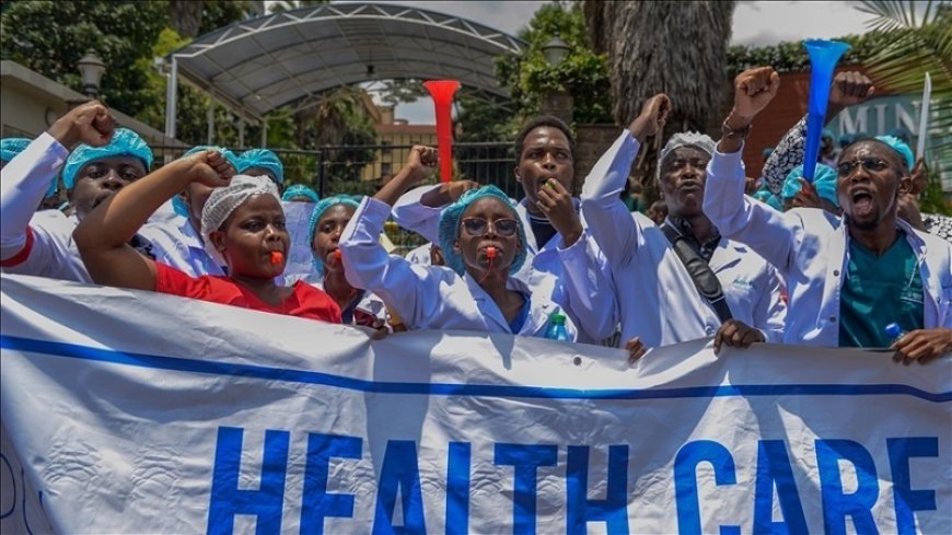 Kenyan doctors are ignoring calls to return to work to deal with the wave of pneumonia