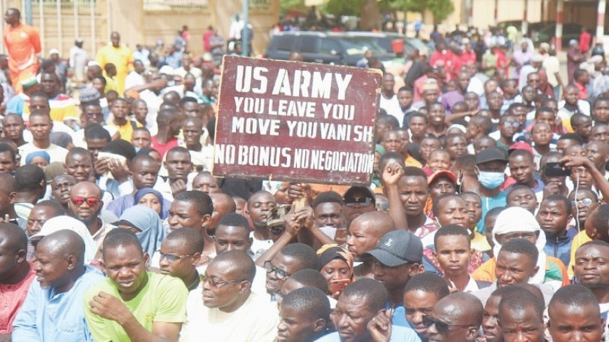 Nigeriens are protesting to demand that foreign forces leave their country