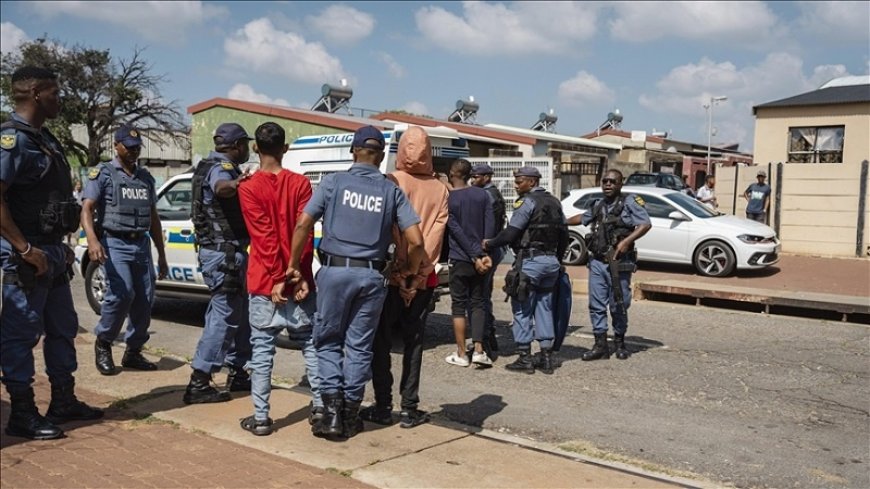 95 Libyans arrested in South Africa in a suspected military camp