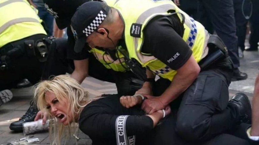 Who is protesting in the streets of England?