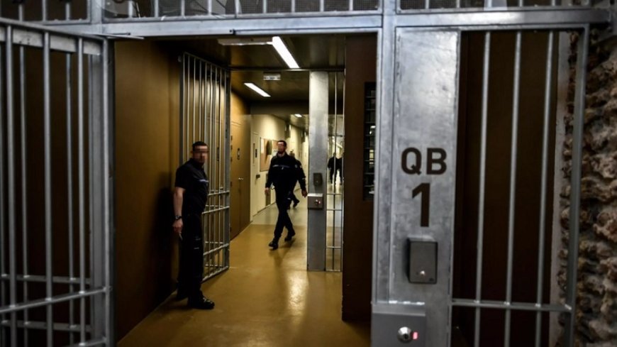 France's prison population breaks record as overcrowding worries grow