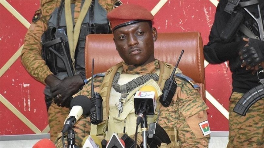 Burkina Faso's military junta dismisses prime minister and dissolves government