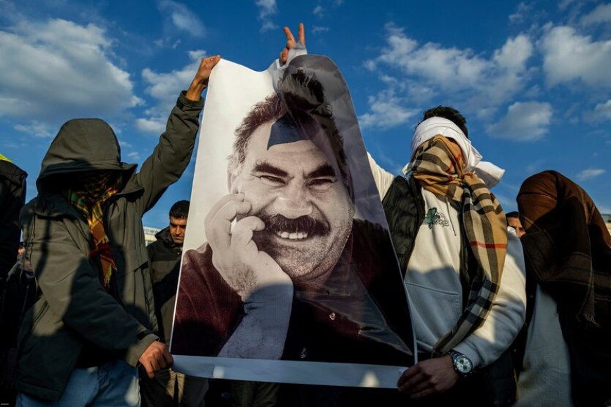 Abdullah Öcalan announces dissolution of the PKK